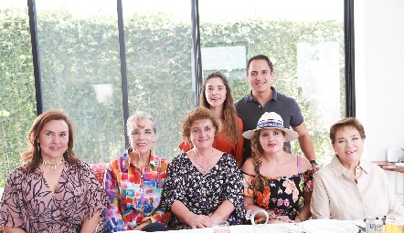 Claudia González Hernández, Claudia Neumann, Rosy Flores, Fernanda Cossío, Edgar Zúñiga, Silvia Foyo y Araceli Benavente.