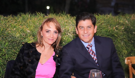  Claudia Barba y Luis Tinajero.