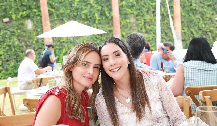  María José Salgado y Alegra Salgado.