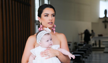  Gaby Díaz Infante y Roberta.