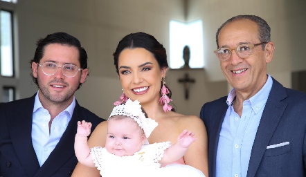  Abraham Salgado, Gaby, Roberta Salgado y Enrique Díaz.