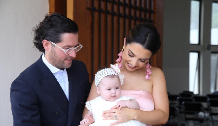  Abraham Salgado, Gaby Díaz Infante y Roberta Salgado.