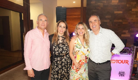  Raúl Suárez, Lorena Villalobos, Daniela Serment y Alejandro Navarro.
