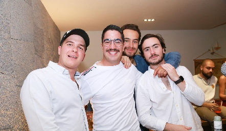  Juan Pablo Mendizábal, Vicente Azcona, Mario Siller y Mateo Guerra.