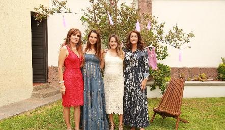 Fabiola Tirado, Jessica Alba, Paulina Aguirre y Raquel Altamirano.