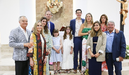  José Eduardo Coulon, Lynn Eichelmann, Andrea Fernández, José Eduardo, Sofía y Andrea Coulon, Tito Fernández, Marian Martínez, Ximena Fernández, Pupi Foyo y Ángel Fernández.