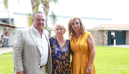  Eugenio Robles, Lily Alvarado y Rosario Díaz de León.