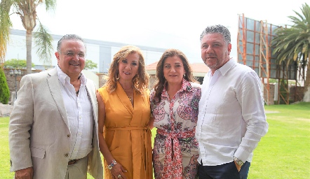  Eugenio Robles, Rosario Diaz de León, Lupita Rivera y Tomas.
