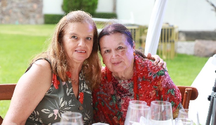  Ana Zermeño y Elsa Alvarado.