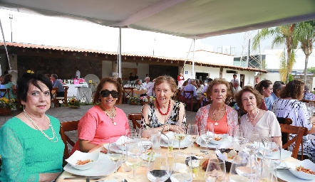  Yoya Montemayor, Marilú Lira, María Luisa Alvarado, Rosa Villareal y Graciela Alvarado.