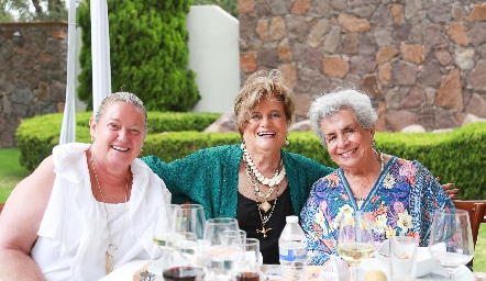  Yoli del Valle, Marcelle Coulon y Elsa Bremer.