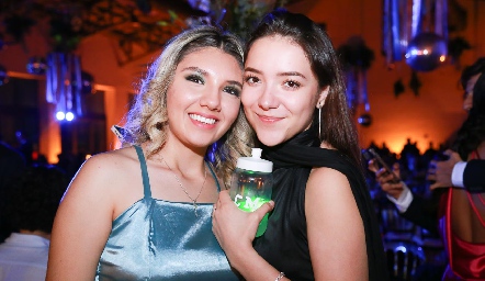  Danna Rueda y Lorena Lopez.