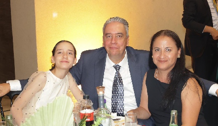  Daniela Montañera, Gustavo Montañera y Gabriel Rubio.