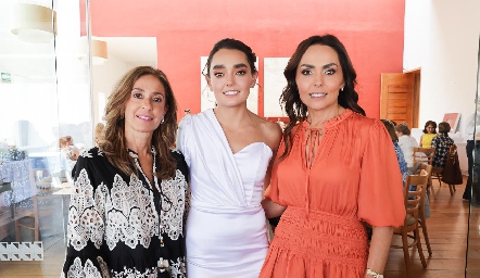  Mónica Gaviño, Marianela Villasuso y Marianela Villanueva.