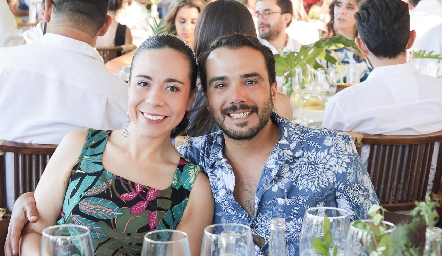  María Isabel y Carlos Lavin.
