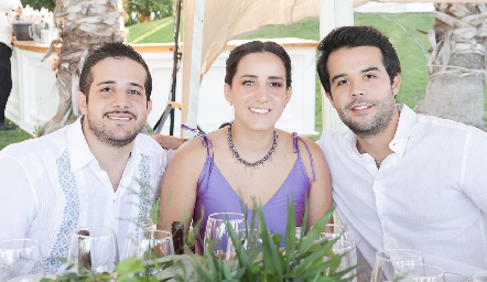  Pablo Lavín, María Lavín y Carlos Treviño.