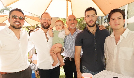  Manuel Gutiérrez, Armando Cosío, Franco Cosío, Armando Cosío Pizarro, Raúl Cosío y Carlos Cosío.