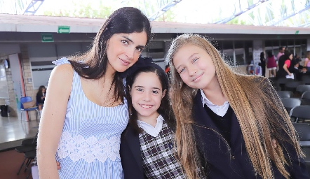 Laura Martínez, Katy  Dip y Amike Coetzer.