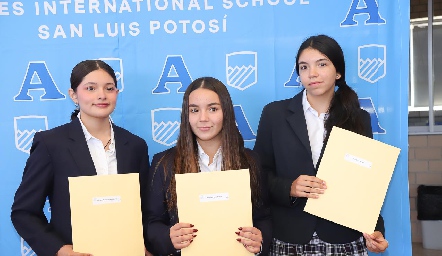  María Emilia Rodríguez, Camila Monsiváis y Marisol Chalita.