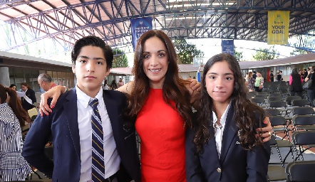  André Montes de Oca, Ivette Morales e Ivette Montes de Oca.