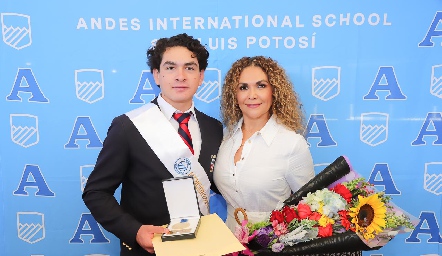  Nicolás y Roxana Herrera.
