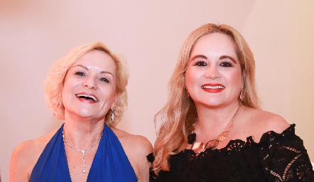  Leticia Gaviño y Leticia Verastegui.