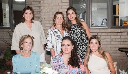  Catherine Barrett, Lorena Robles, Lorena Andrés, Cristina Barrett, Alejandra León Abud y Daniela Güemes.