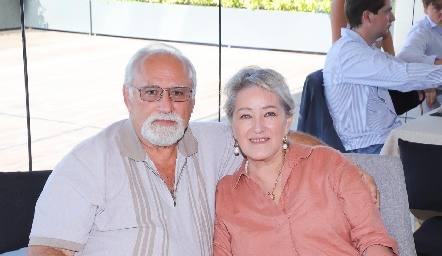  Juan Carlos Fernández y Mary Carmen Gutiérrez.