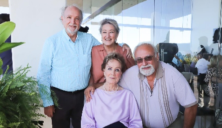  Carlos Fernández, Mari Carmen Gutiérrez, Luis Gutiérrez y Ana María Minondo.