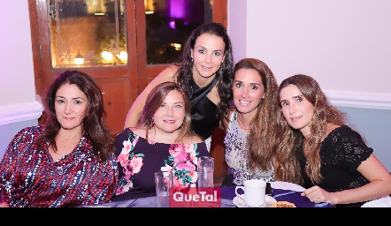  Adriana Revuelta, Mercy Lafuente, Alejandra Guerra, Judith Gómez y Lourdes Orozco.