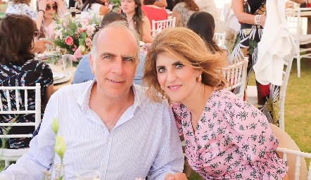  Alejandro Chevaile y Rocío Güemes.