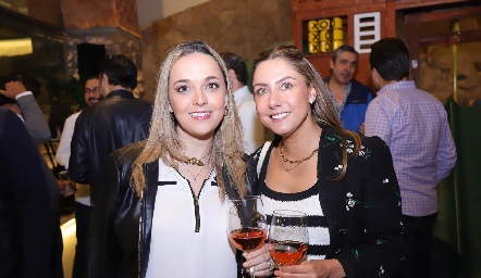  Renata González y Patricia Córdova.
