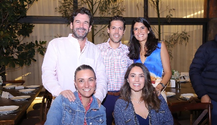  Johan Torre, Bonis Borbolla, Paco Dauajare, Adriana Torres y Mari Ceci Herrera.