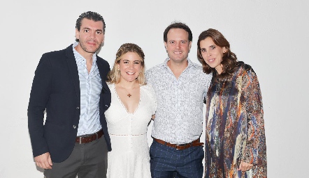  Diego Vivanco, Giselle Llanes, Gregorio del Peral y Sara Guzmán.