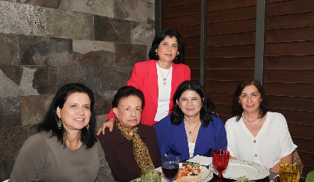  Tere Moreno, Gema Moreno, Faus Zárate, Norma Moreno y Laura Rangel.
