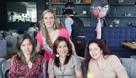  Laura Monjarás, Paulina Gómez, Mercedes Morales y Julieta de la Serna.