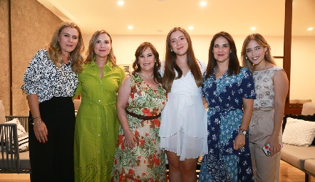  Paola Vázquez, Sandra Pérez, Ingrid Pérez, Sofía Loperena, Edith Pérez e Ingrid de Luna.