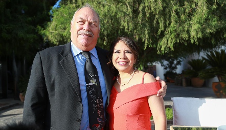  José Cruz Peña y Laura Calzada de Peña.