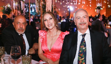 Francisco Garduño, Carla Peña y Gilberto Peña.