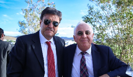  Víctor Lomelí y Fernando Domínguez.