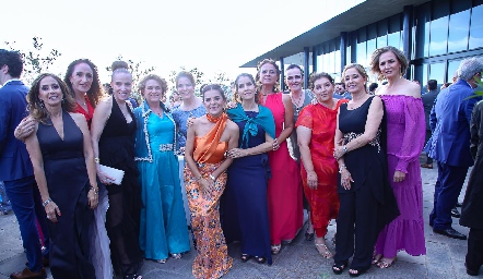  Patricia Gaviño, Clara Perogordo, Tutupe Palau, Alicia Vertiz, Marisa Romero, Pay Silos, Cristina Ruiz, Maru Martínez, Lourdes Gómez, Lourdes Cabello, Patricia Gaviño y Alicia Téllez.