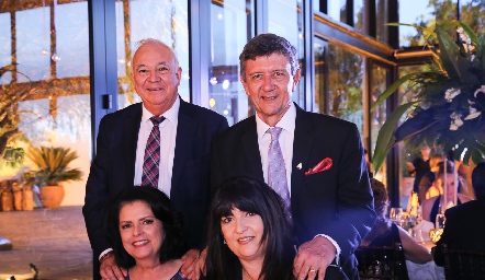 Fernando Domínguez, Antonio López, Ana Patricia Ordónez y  Mónica Treviño.