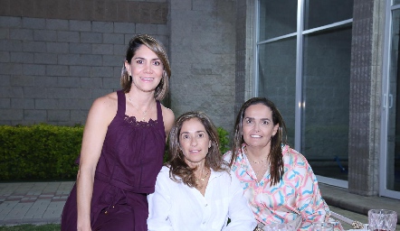 Ale Ruiz, Mónica Gaviño y Gabriela Villanueva.