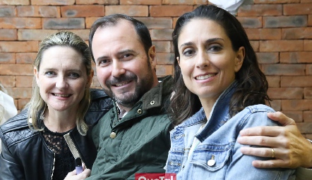  Sofía Bárcena, Braulio Romero y Anel Avila.