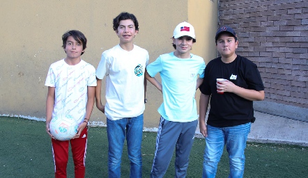  Rodrigo, Miguel, Mario y Emilio.