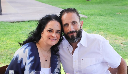 Cecilia Herrán y Eduardo Flores.