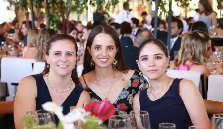  Geo Rivera, María Gameros y Carla Villalpando.