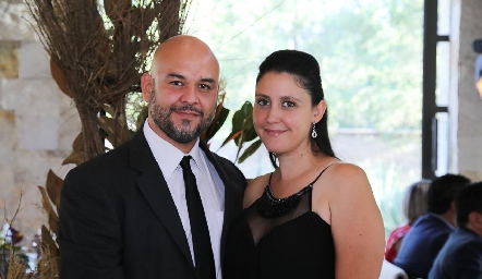  Eduardo y Mónica Cuéllar.