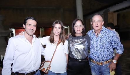  Camilo Gómez, Fernanda Losa, Graciela García y Fernando Losa.