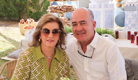  Adriana Carrera y Rafael Olmos.
